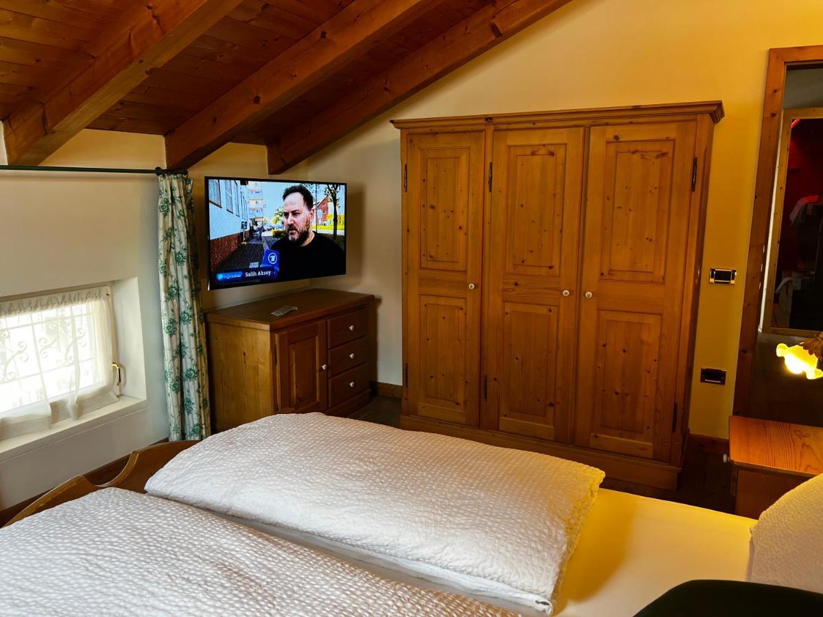 Kaiserkrone Charming Retreat Dimaro Buitenkant foto