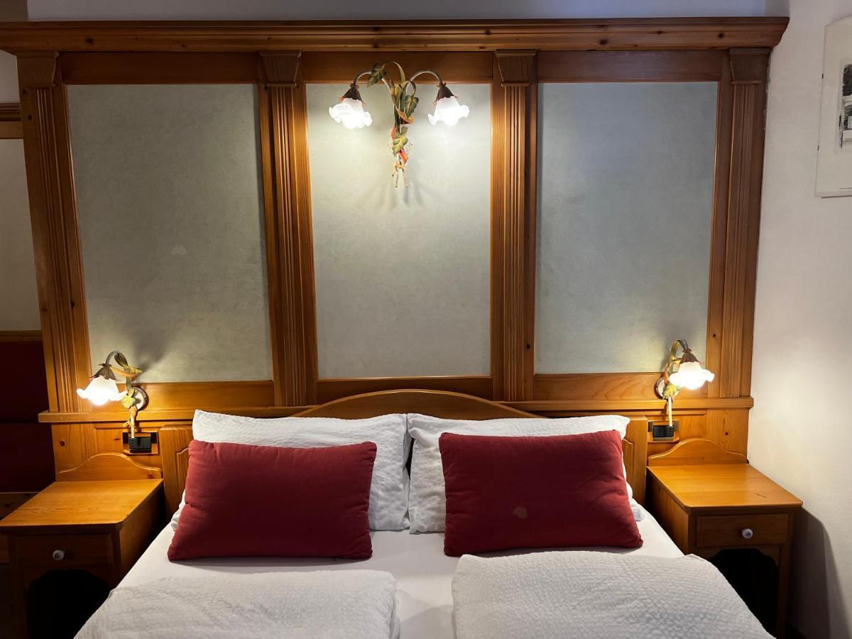 Kaiserkrone Charming Retreat Dimaro Buitenkant foto